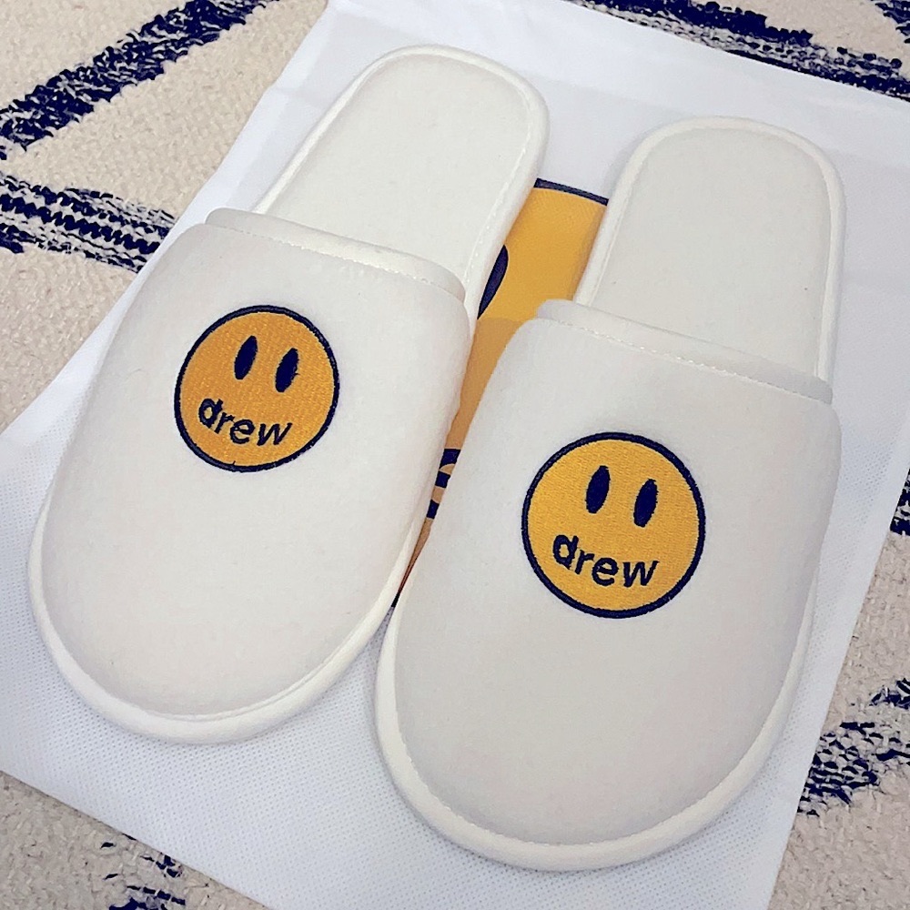 🆕 Unisex Bieber DREW HOUSE Slippers White L / XL